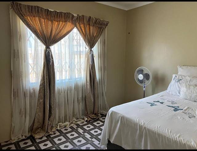 2 BEDROOM HOUSE FOR SALE IN SALFIN